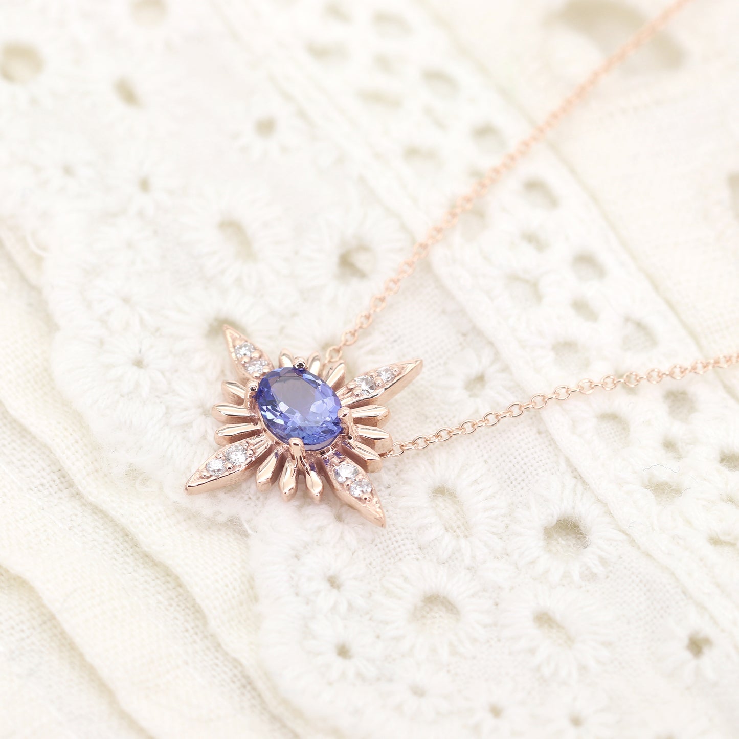 14k TANZANITE DIAMOND STARBURST NECKLACE