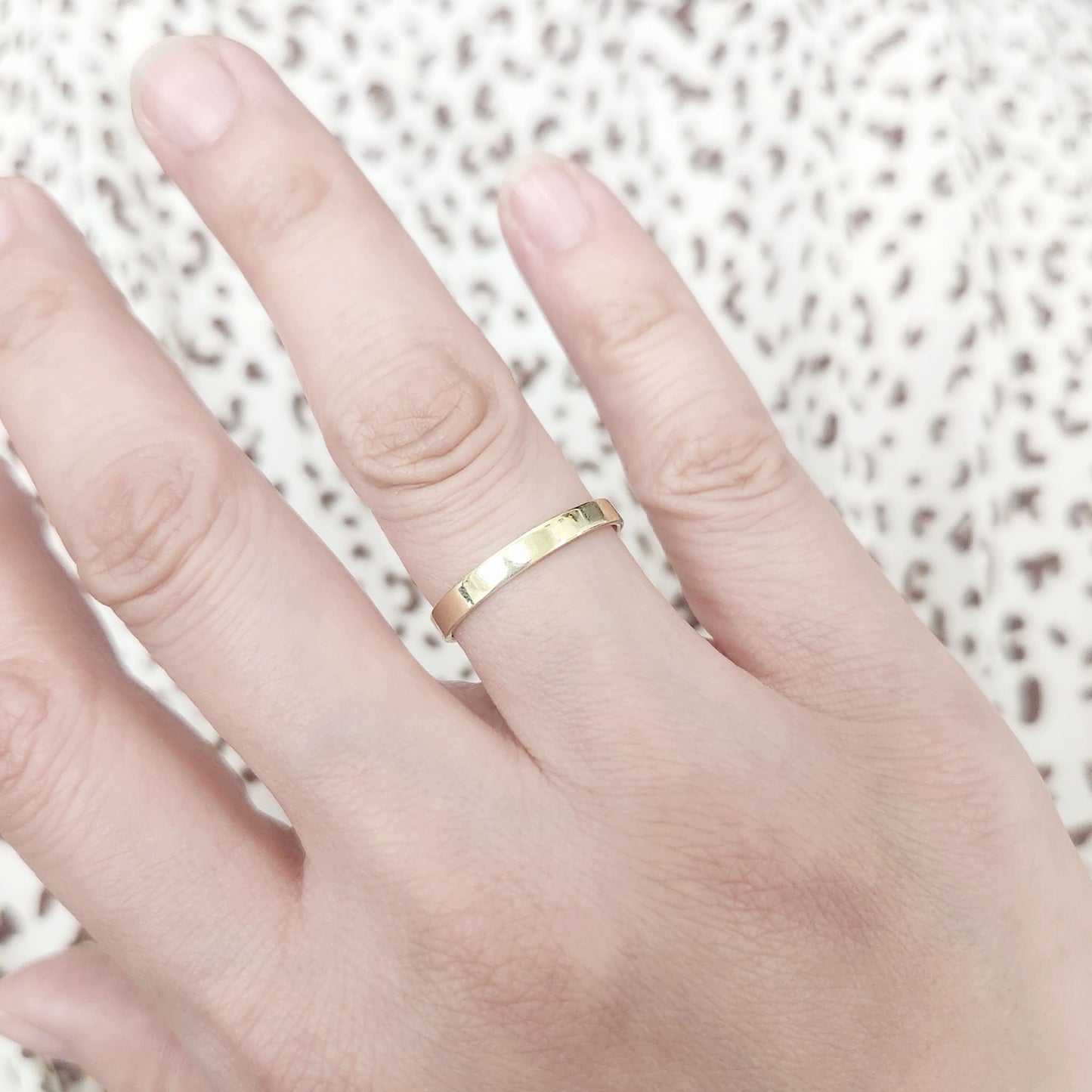 14K 2.5MM FLAT BAND