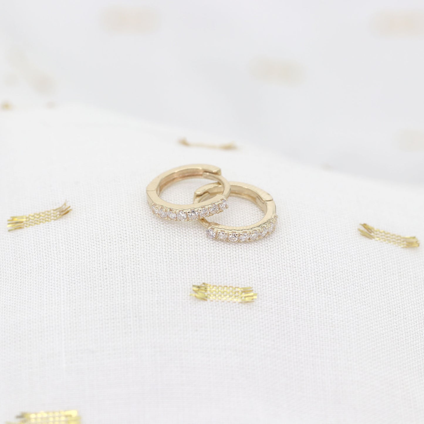 14k 8 DIAMOND TINY HOOP EARRING