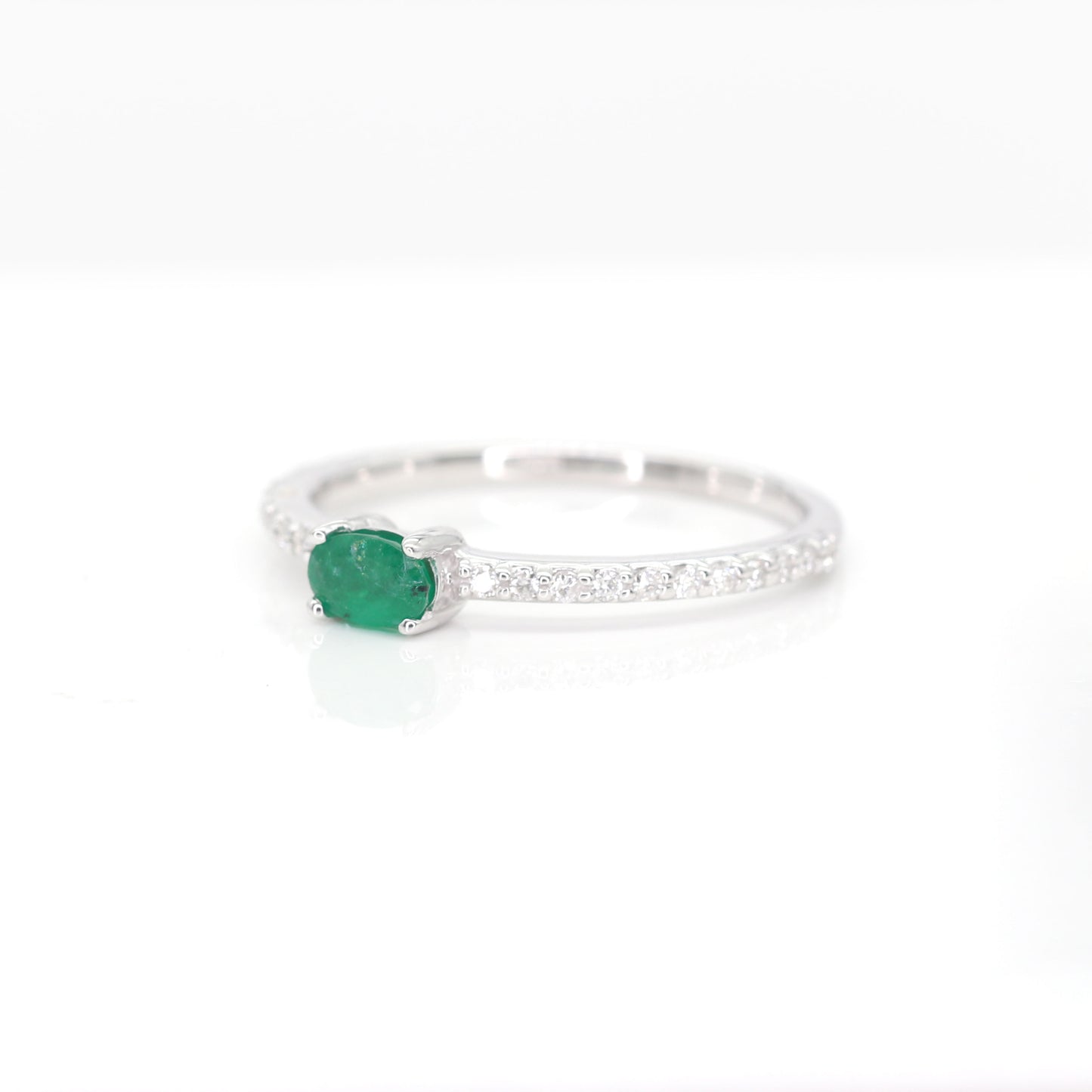 14K OVAL EMERALD DIAMOND RING