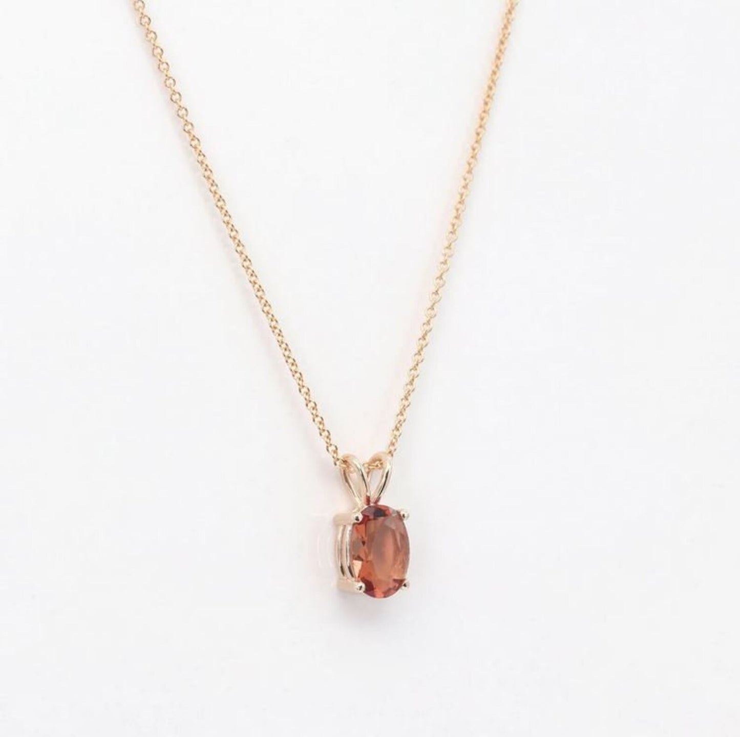 14K 8x6MM OVAL SUNSTONE SOLITAIRE NECKLACE