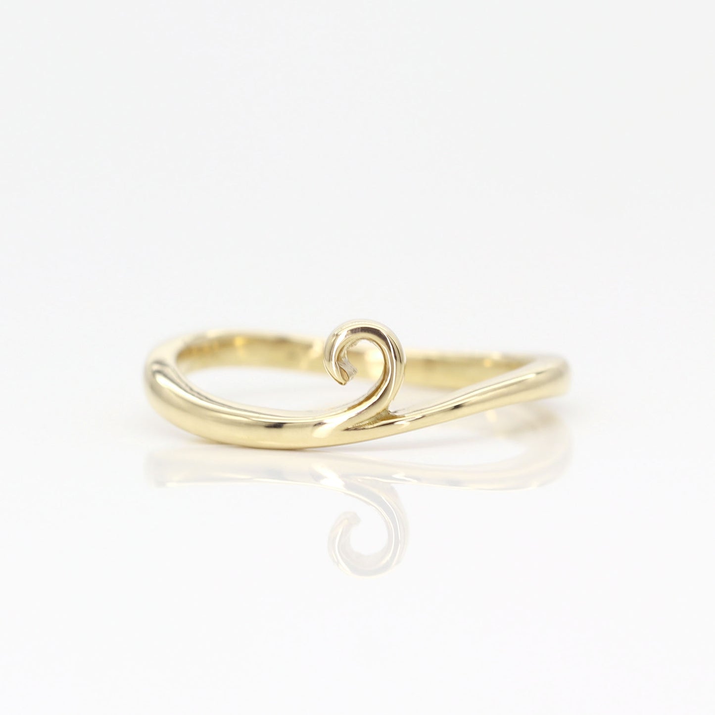 14K SPIRAL BAND