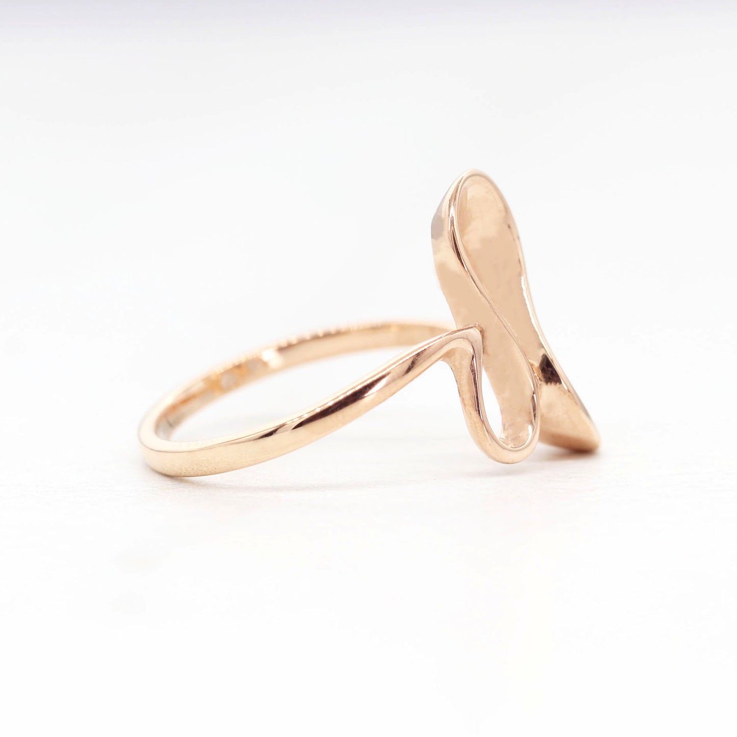 14K BIG CURVED FREEFORM BAND