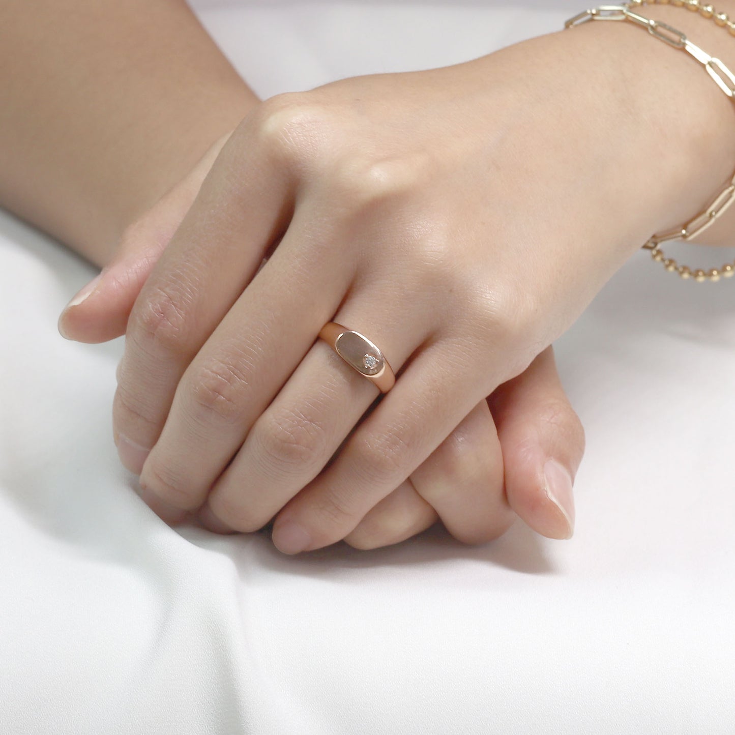 14K DIAMOND SIGNET BAND