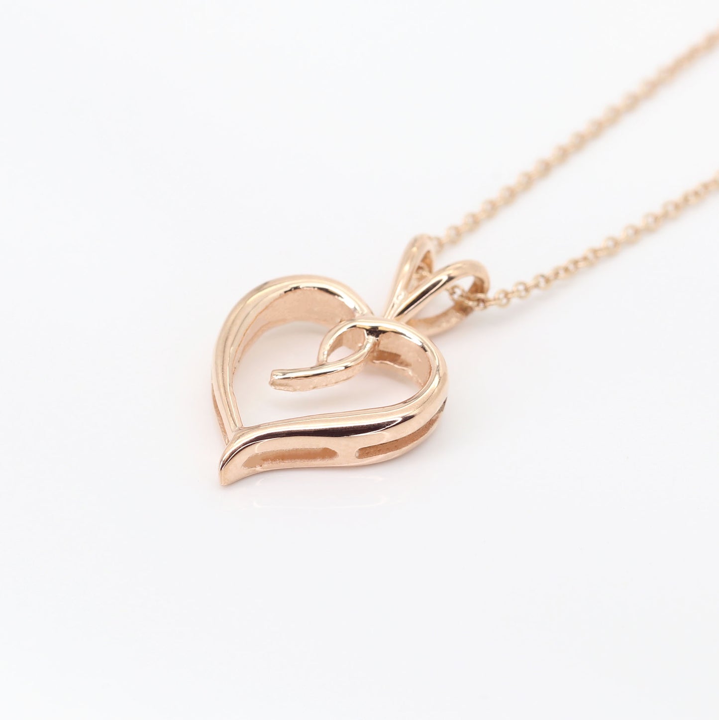 14K HEART NECKLACE