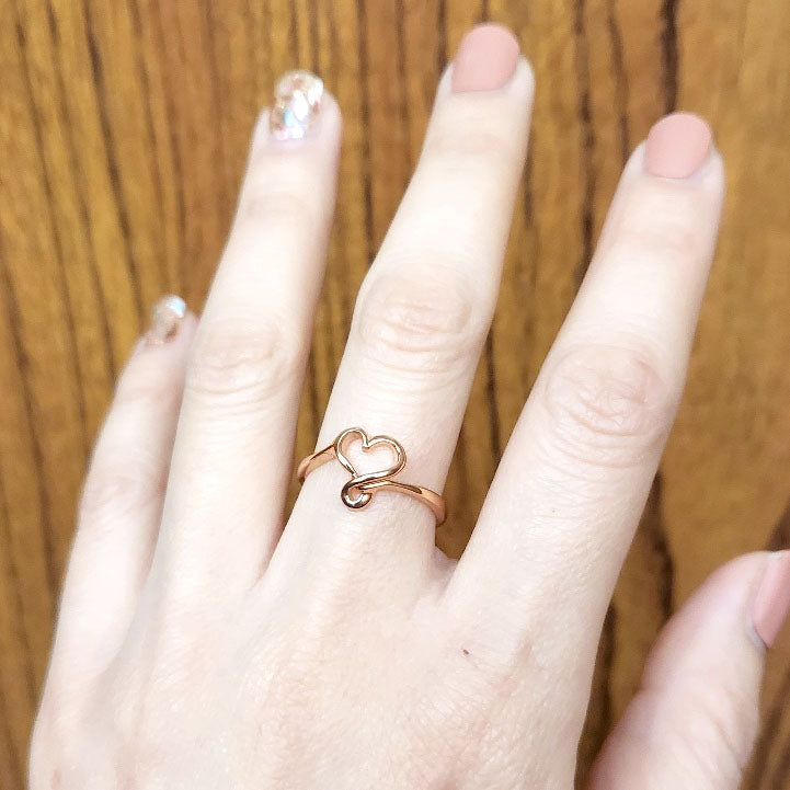 14K HEART SILHOUETTE BAND