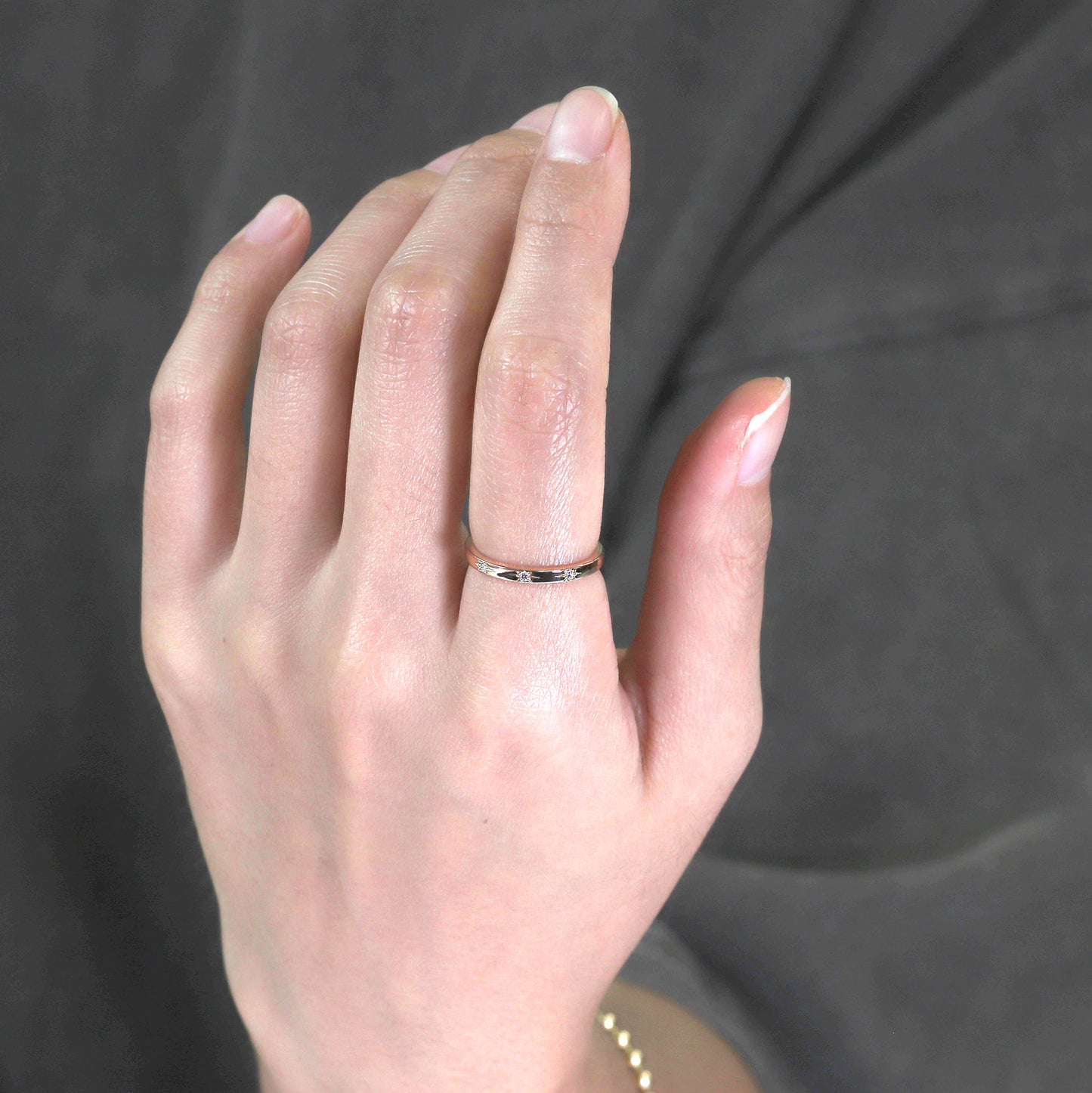 14K 3 FLAME DIAMOND 2MM BAND