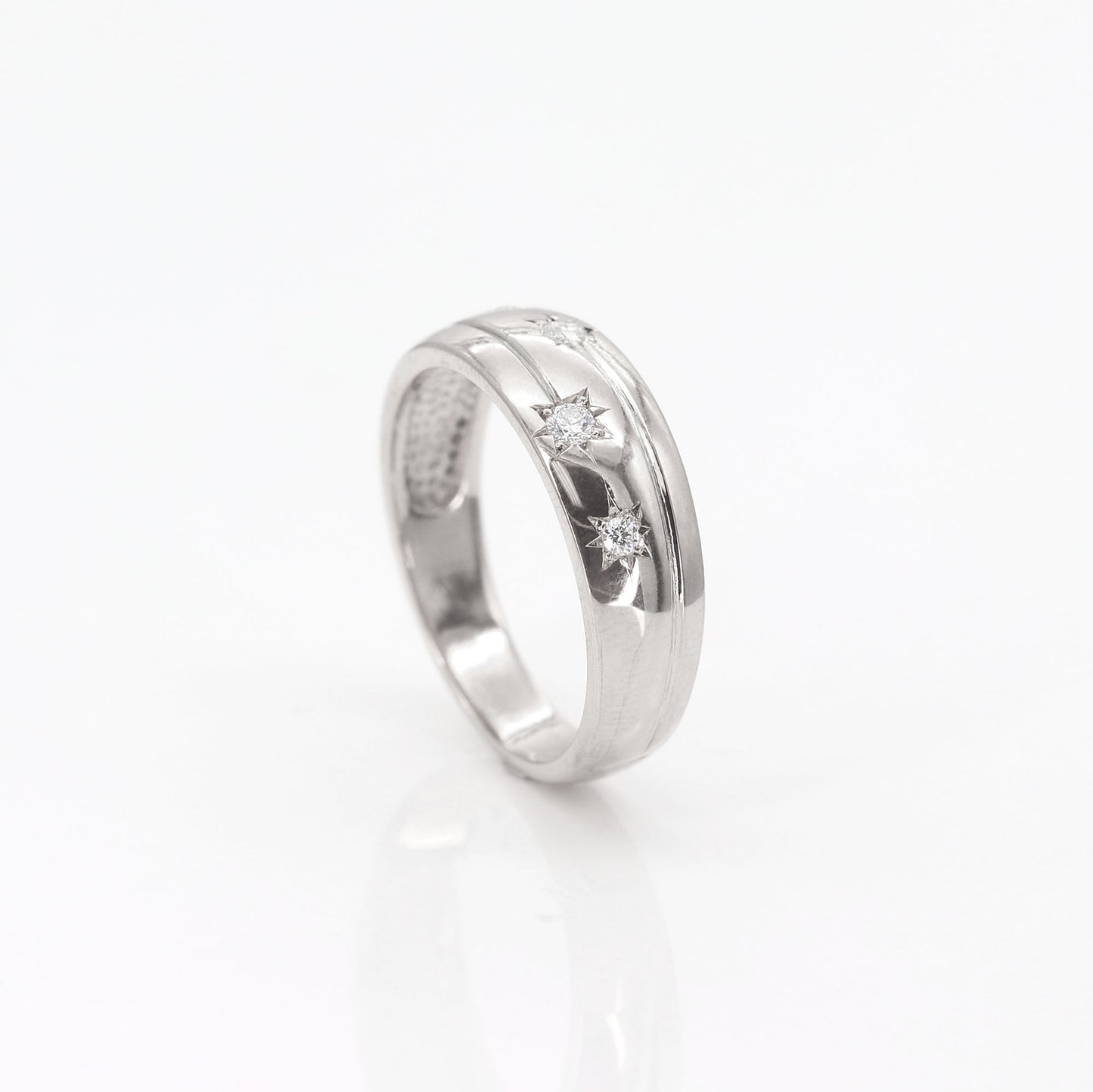 14K DIAMOND SHOOTING STAR BAND