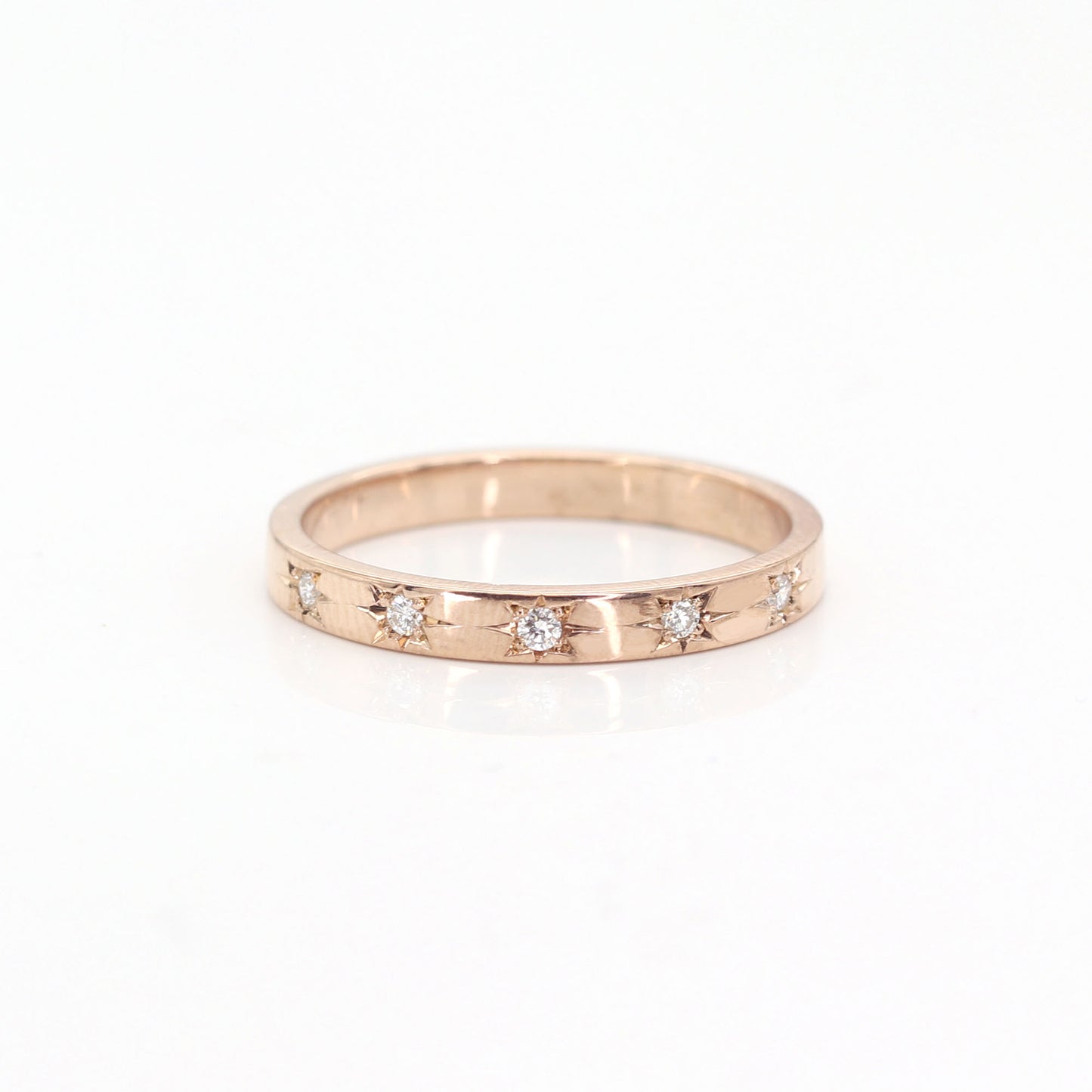 14K 5 FLAME DIAMOND 2.5MM BAND