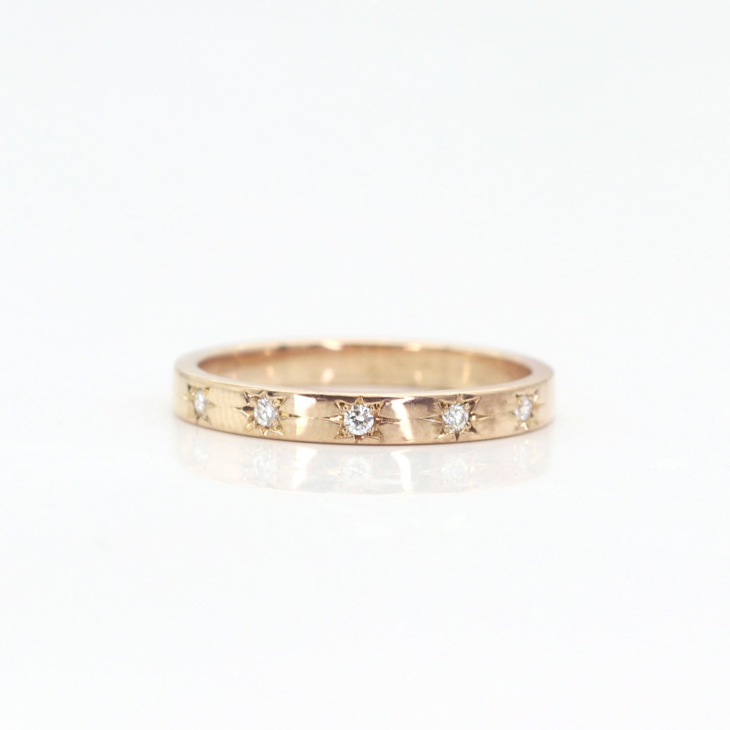 14K 5 FLAME DIAMOND 2.5MM BAND