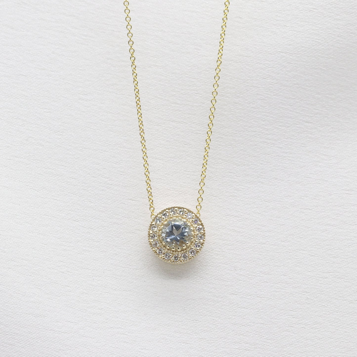 14K AQUAMARINE DIAMOND HALO VINTAGE NECKLACE