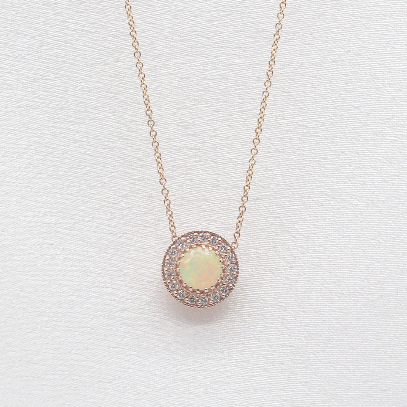 14K OPAL DIAMOND HALO VINTAGE NECKLACE