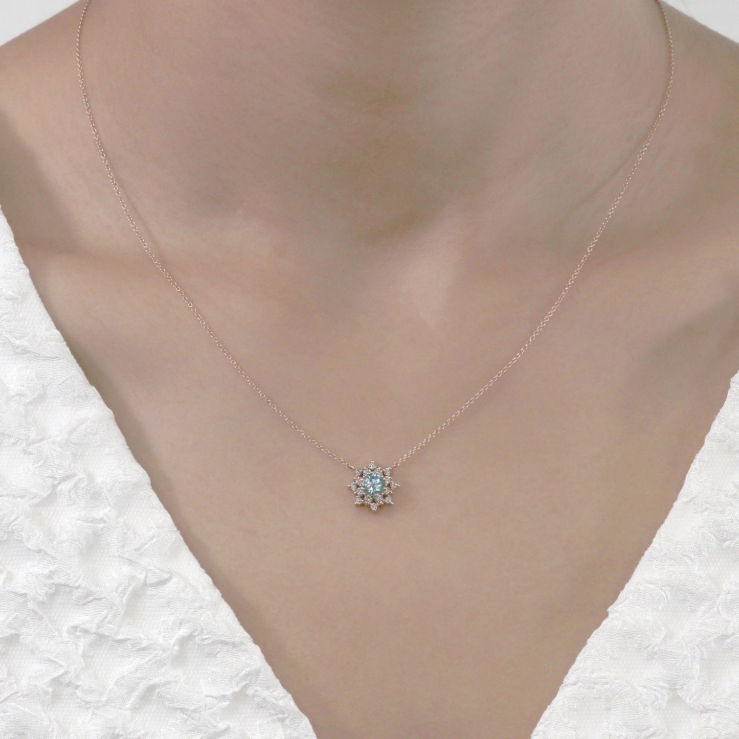 14K BLUE ZIRCON DIAMOND FLOWER NECKLACE