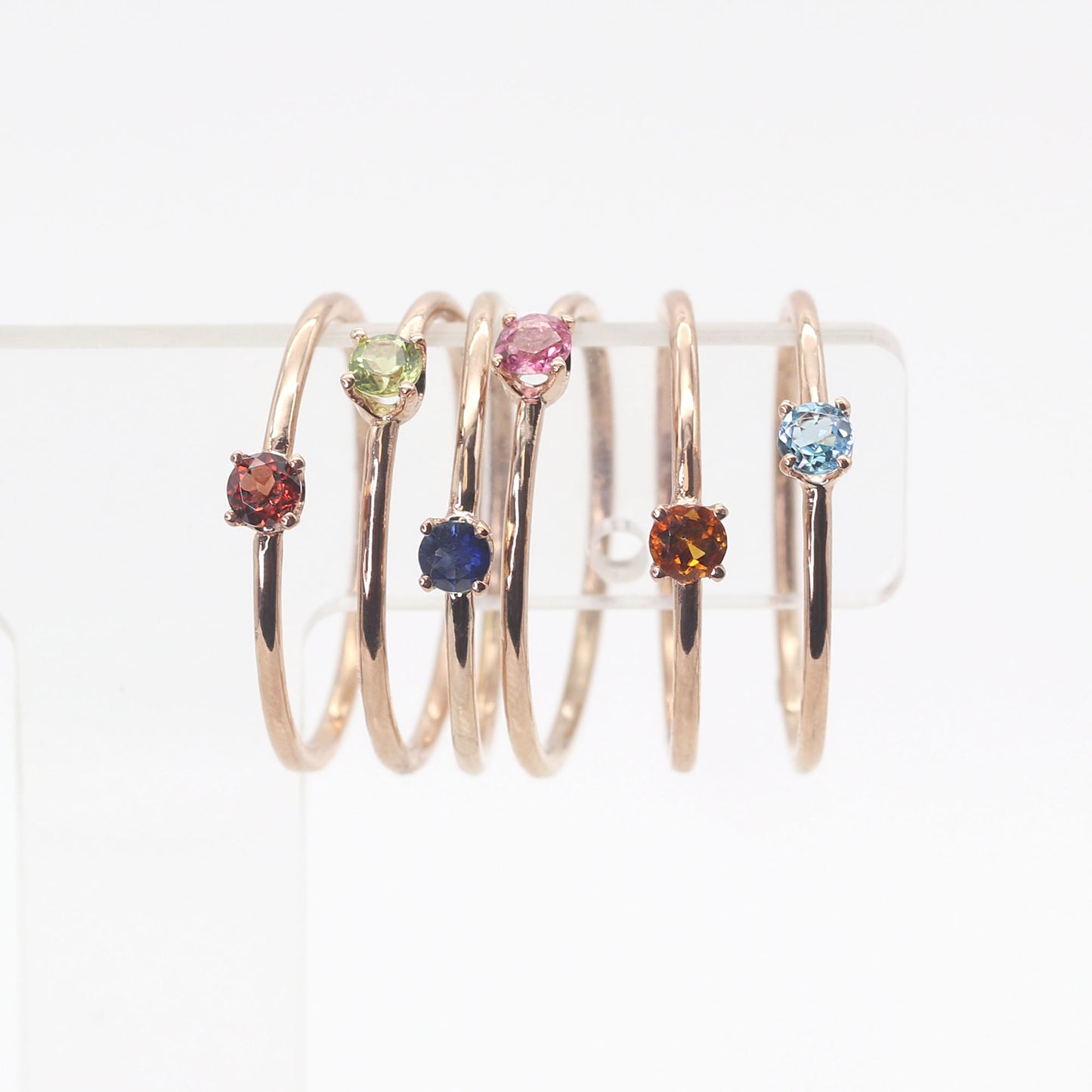 14K GOLD BIRTHSTONE HAMMERED RING