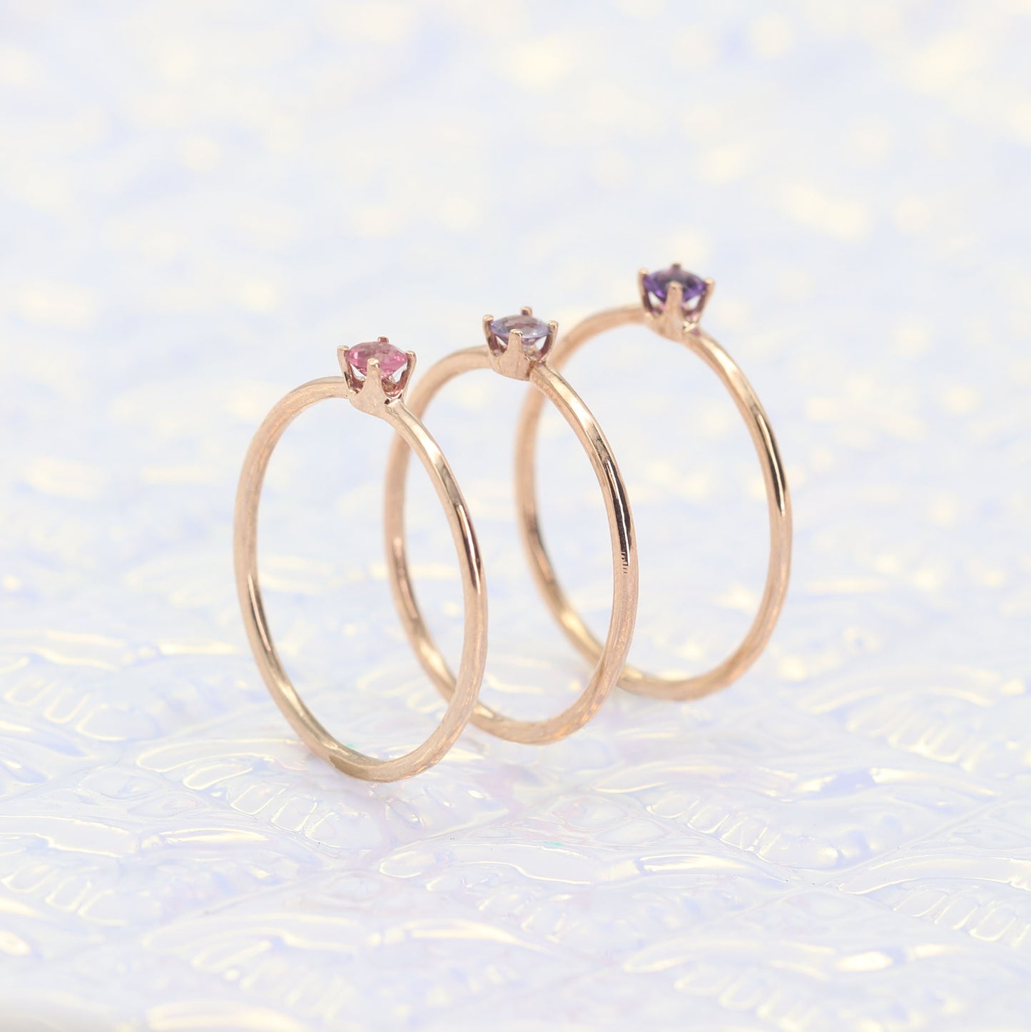 14K GOLD BIRTHSTONE HAMMERED RING