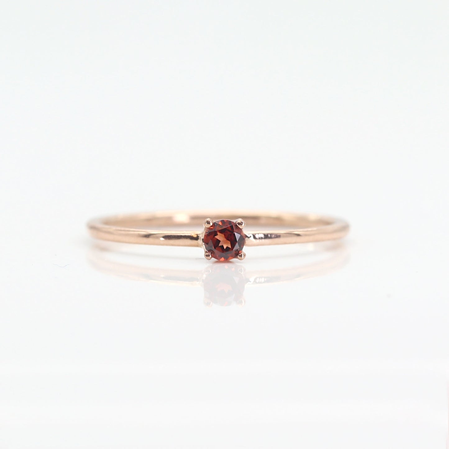 14K GOLD BIRTHSTONE HAMMERED RING