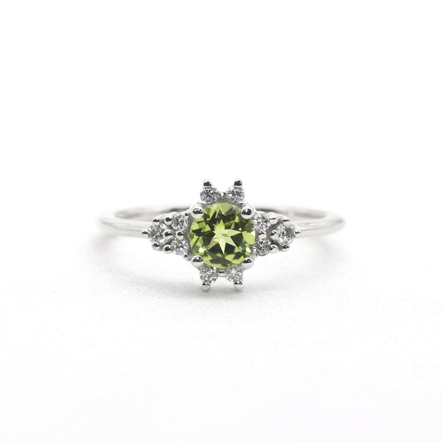 14K PERIDOT DIAMOND CLUSTER RING