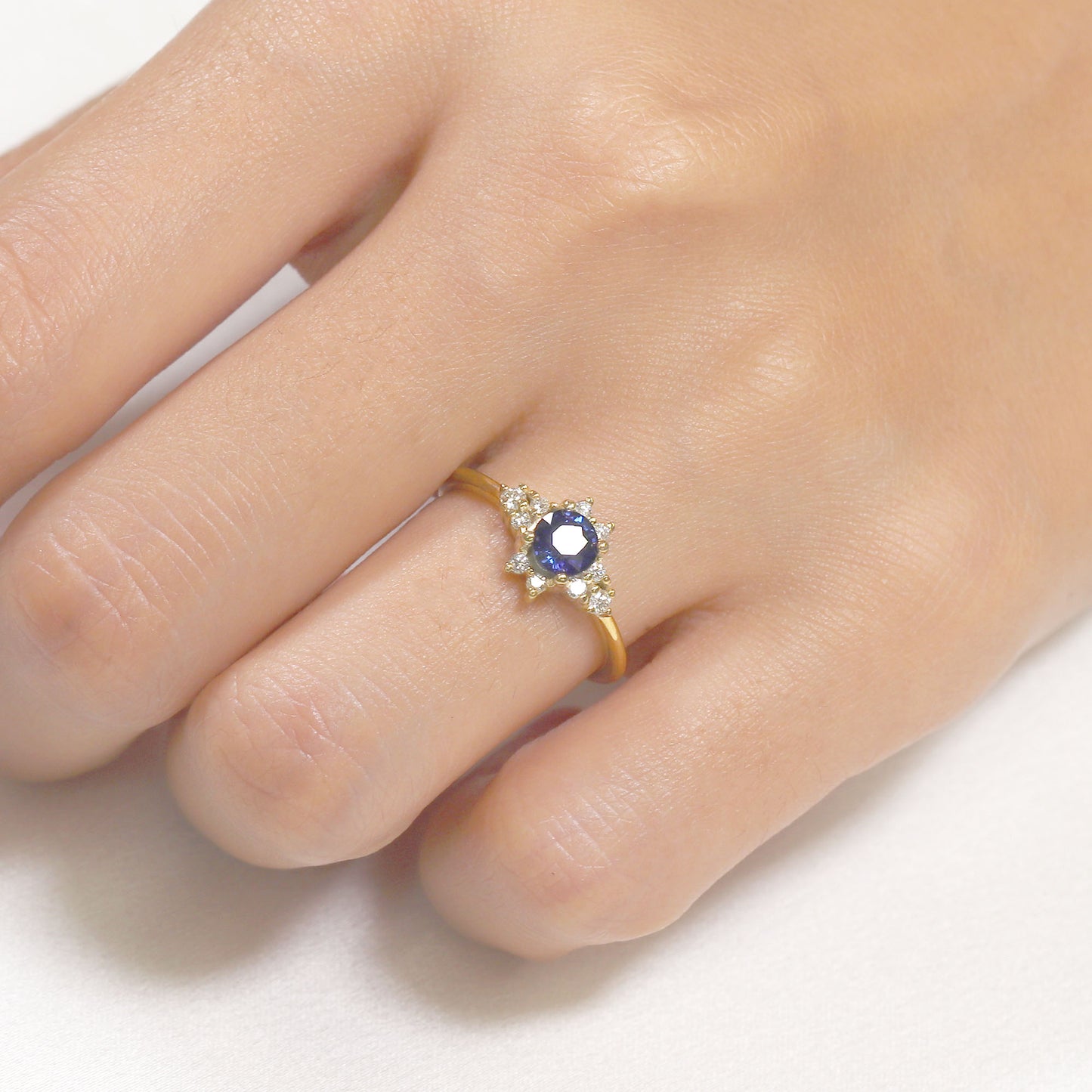 14K SAPPHIRE DIAMOND CLUSTER RING