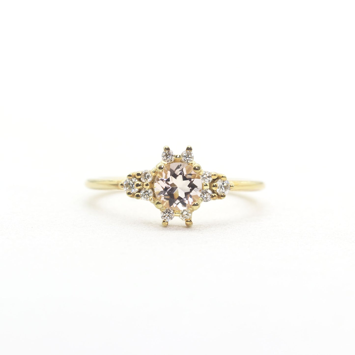 14K MORGANITE DIAMOND CLUSTER RING