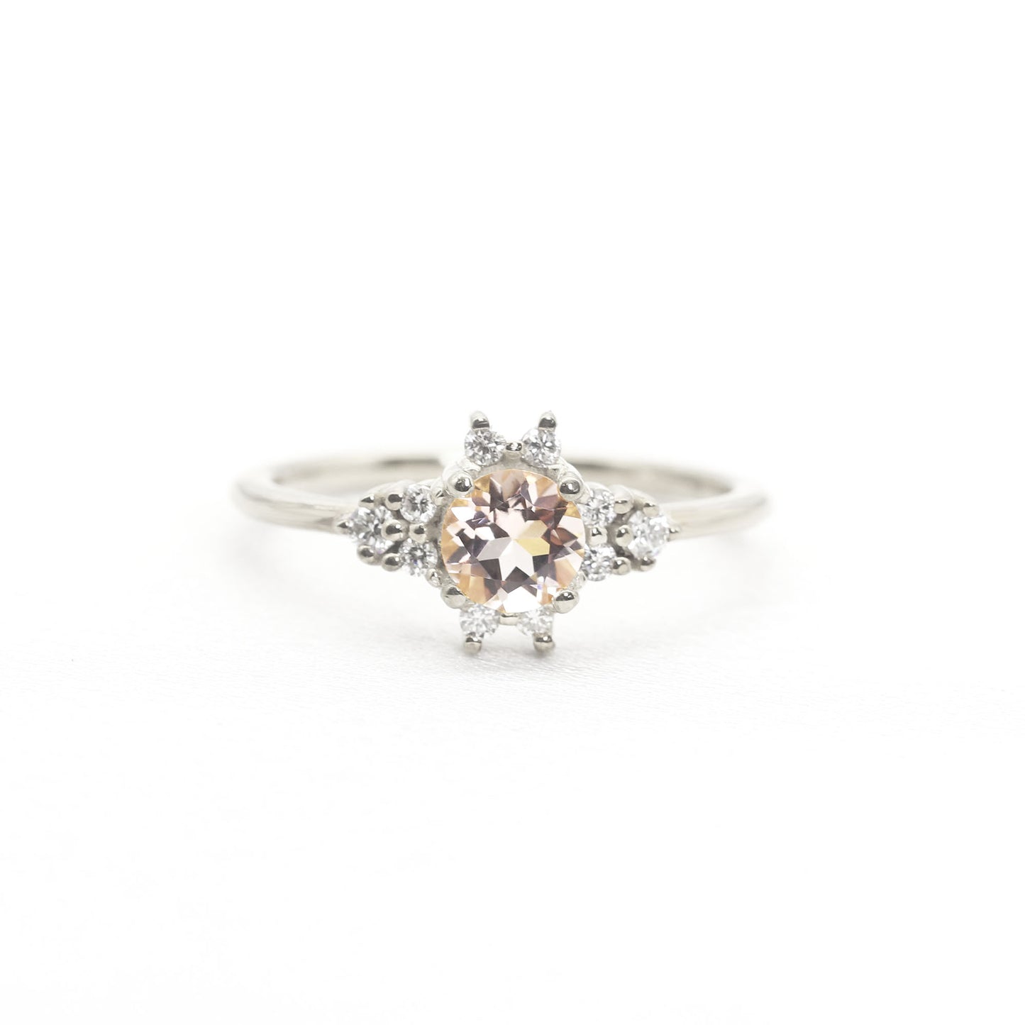 14K MORGANITE DIAMOND CLUSTER RING