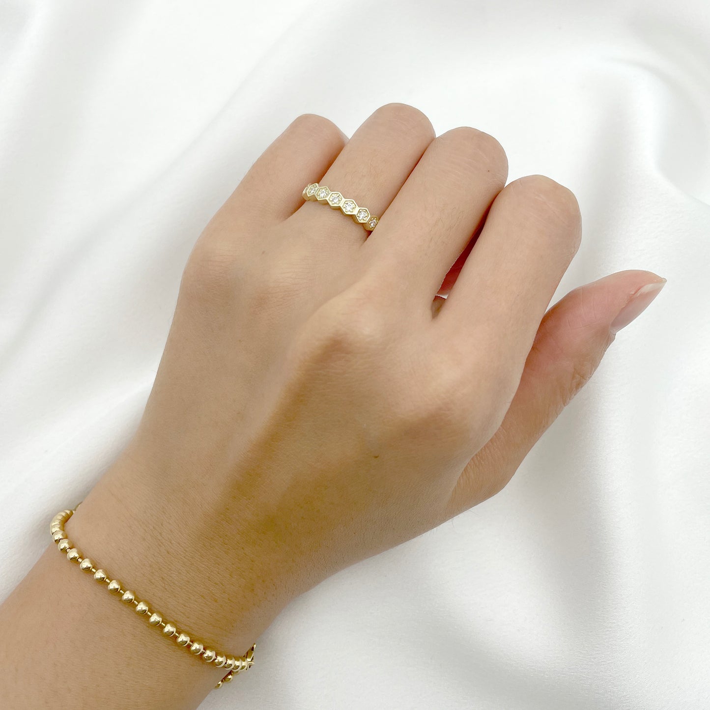 14K DIAMOND HEXAGON BAND