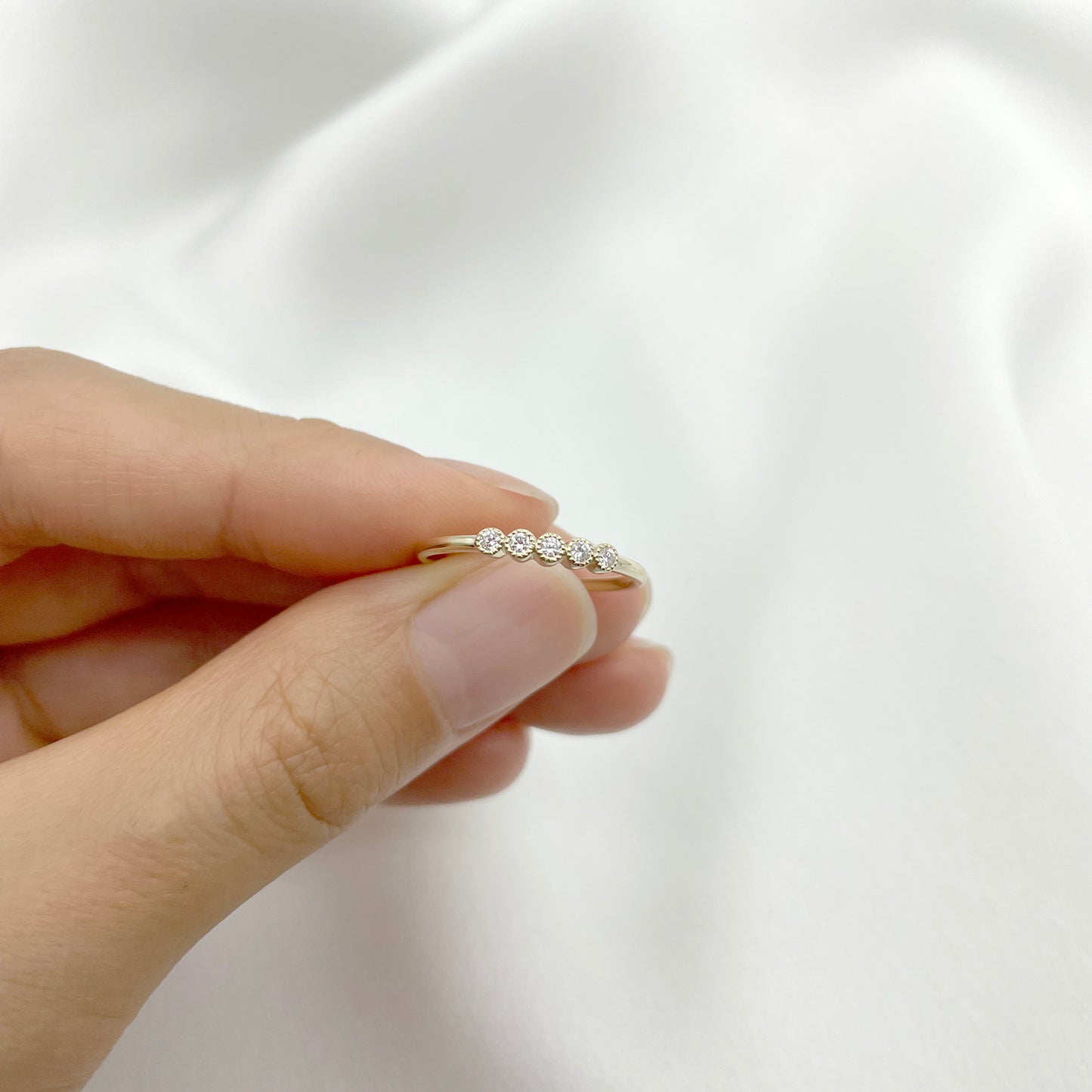 14K 5 DIAMOND BEZEL MILGRAIN BAND