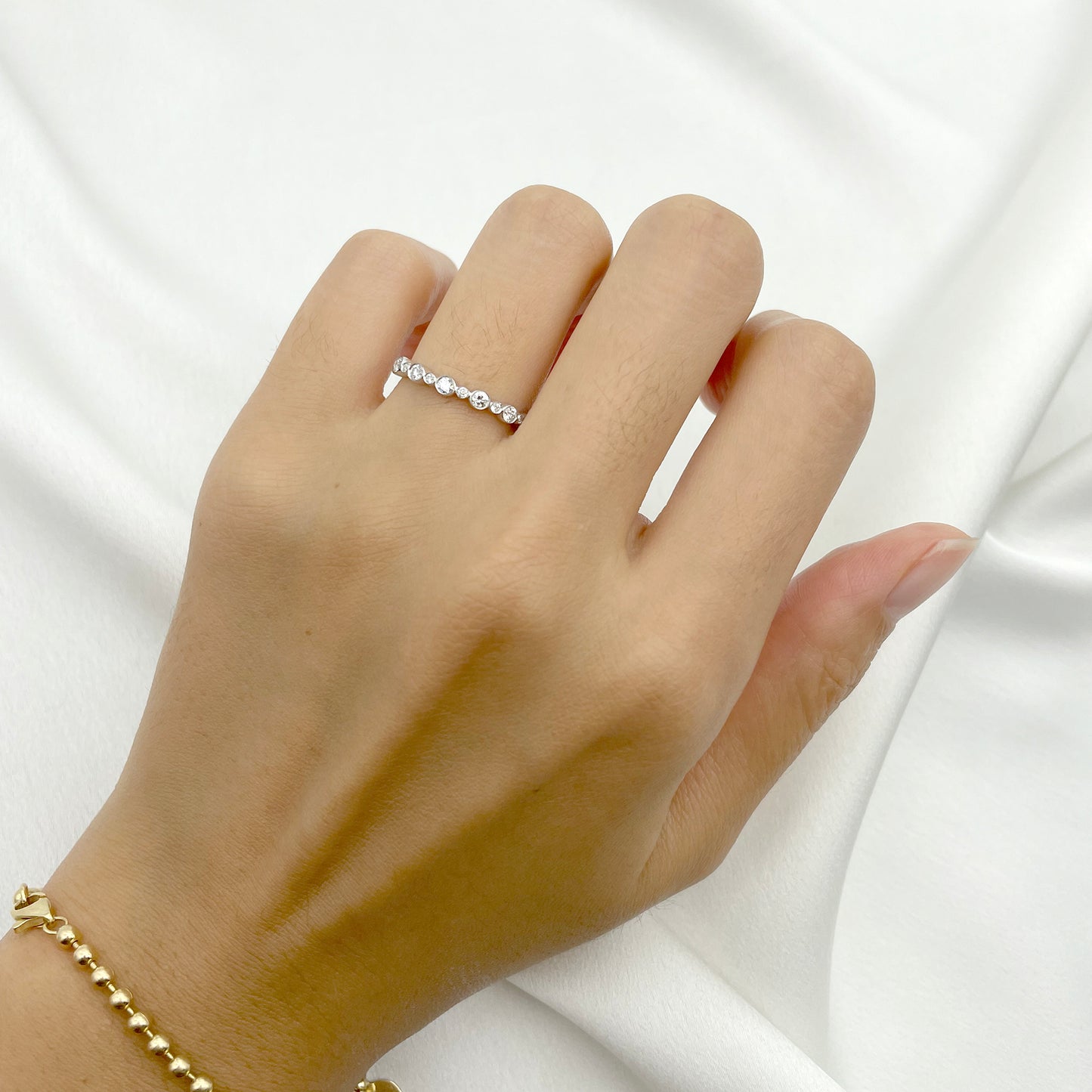 14K 0.27CT DIAMOND BEZEL BAND