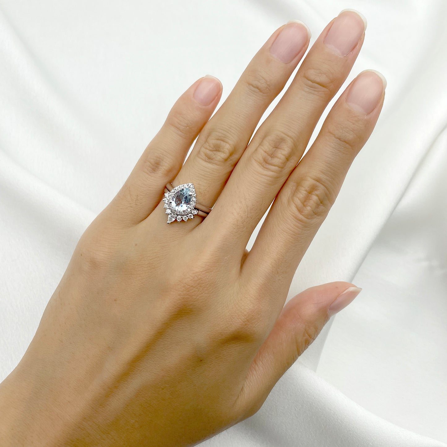 14K AQUAMARINE DIAMOND HALO CROWN BAND 2 RING SET