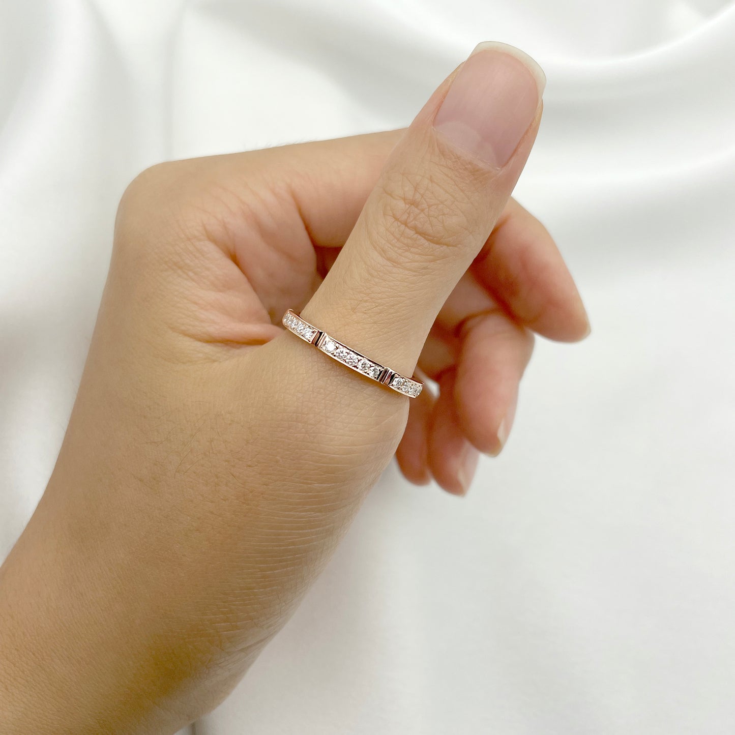 14K DIAMOND MINI BAR ART DECO BAND