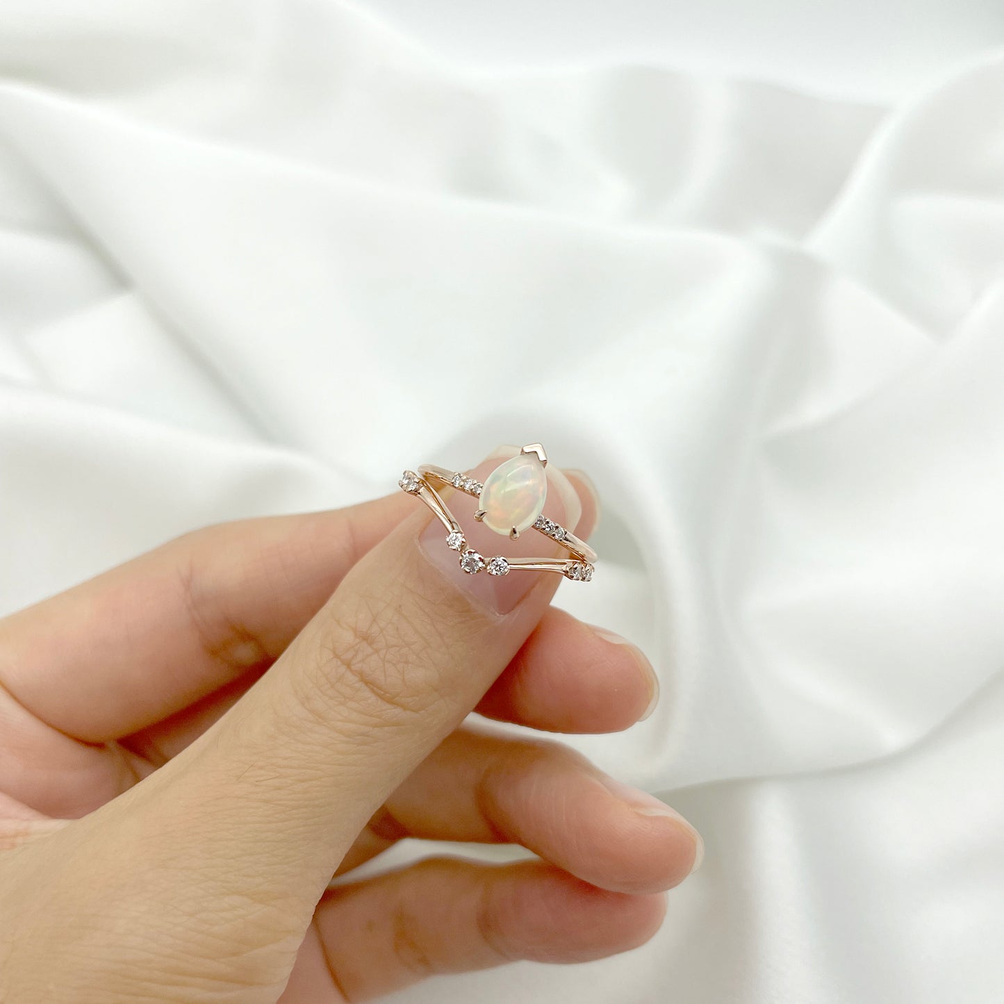 14K PEAR OPAL RING DIAMOND CHEVRON BAND 2 RING SET