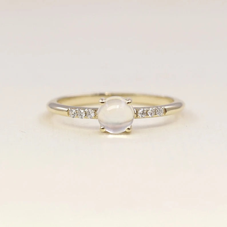 14K ROUND MOONSTONE DIAMOND RING