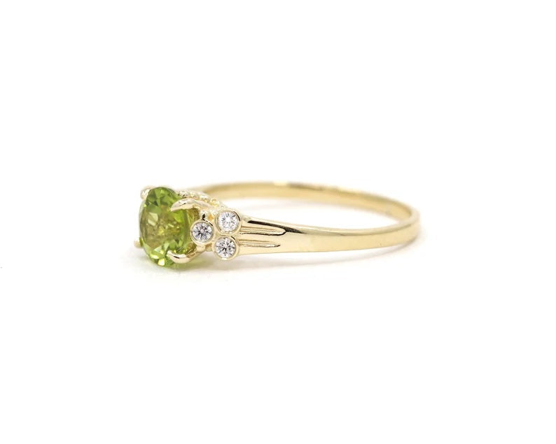 14K ROUND PERIDOT DIAMOND BEZEL CLUSTER RING