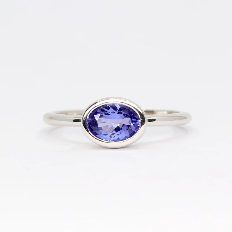 14K OVAL TANZANITE BEZEL RING