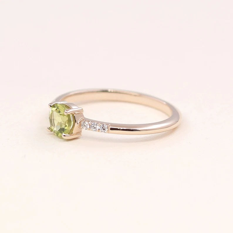 14K ROUND PERIDOT DIAMOND RING