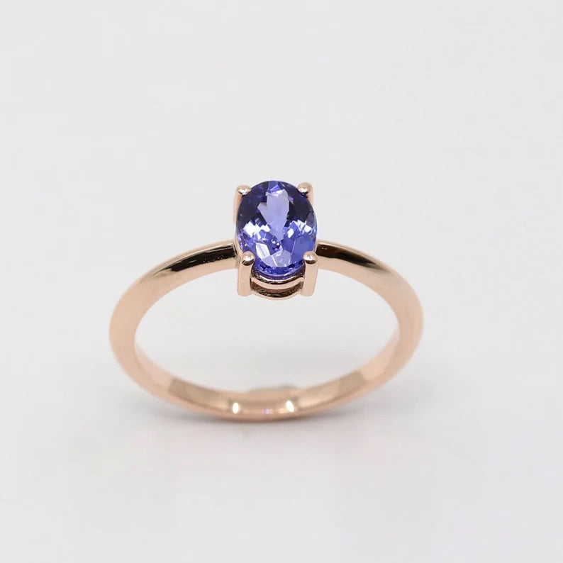 14K OVAL TANZANITE SOLITAIRE RING