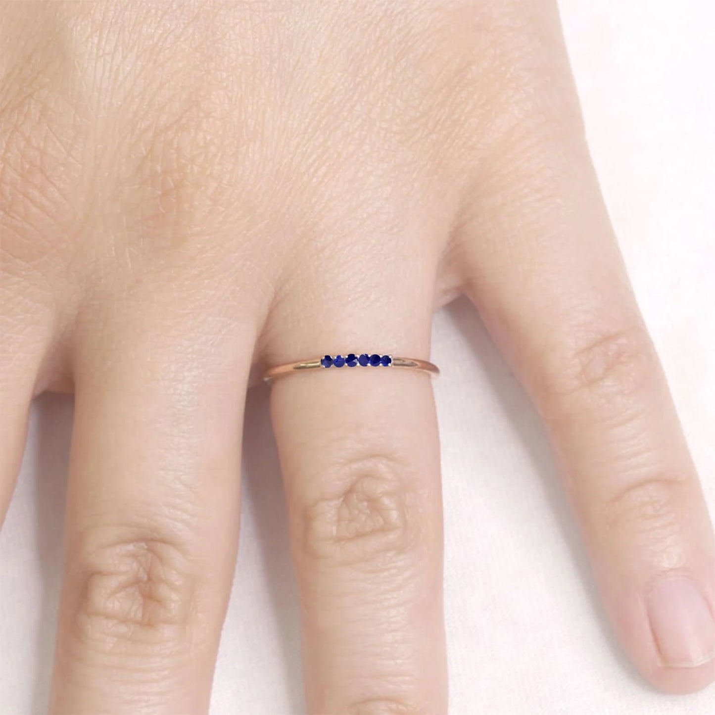 14K 6 SAPPHIRES 1.2MM BAND