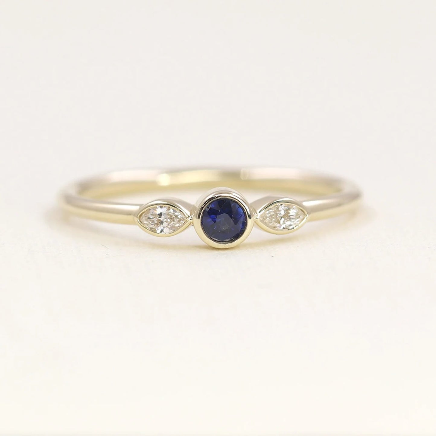 14K SAPPHIRE MARQUISE DIAMOND BEZEL RING