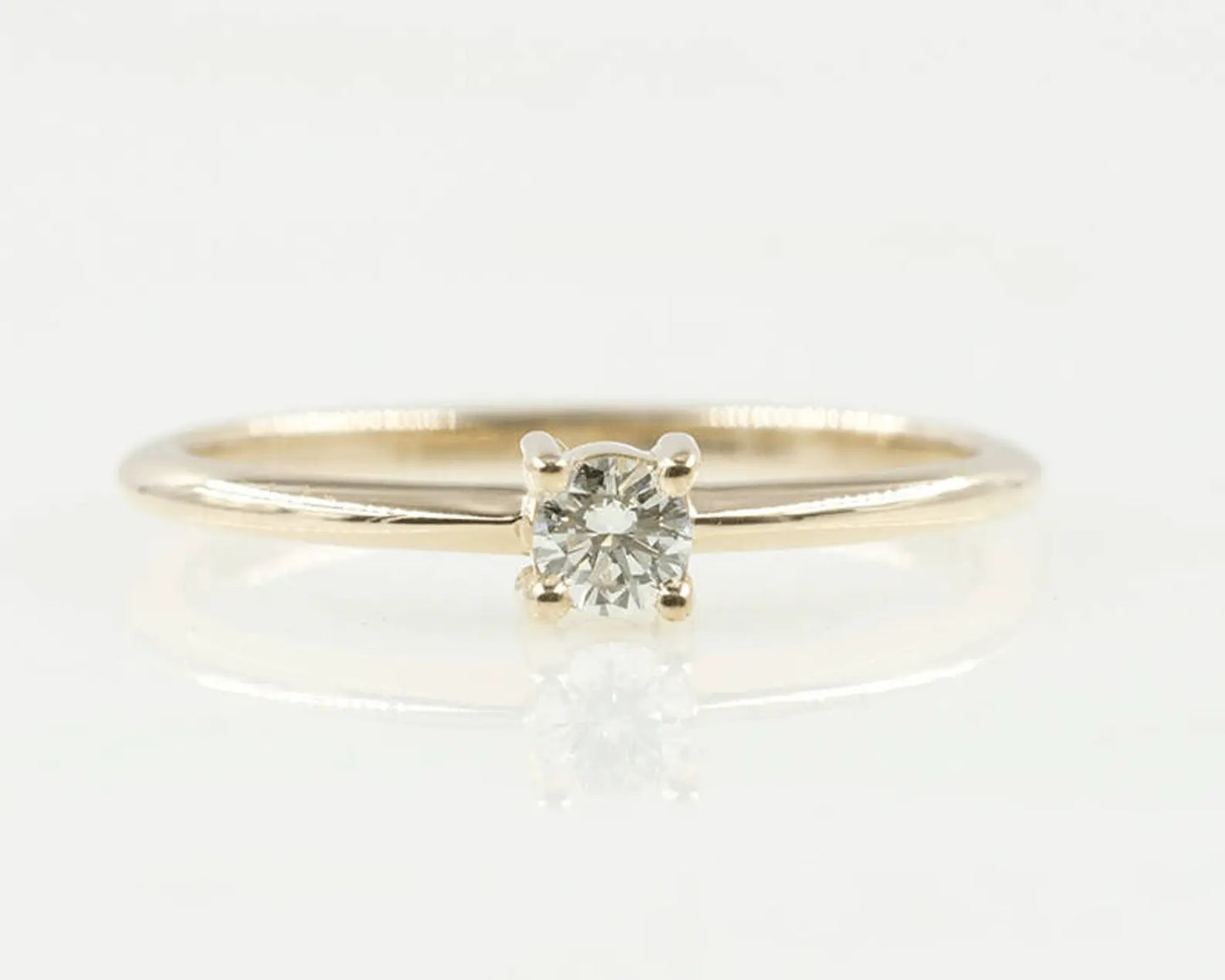 14K 0.15CT DIAMOND SOLITAIRE RING