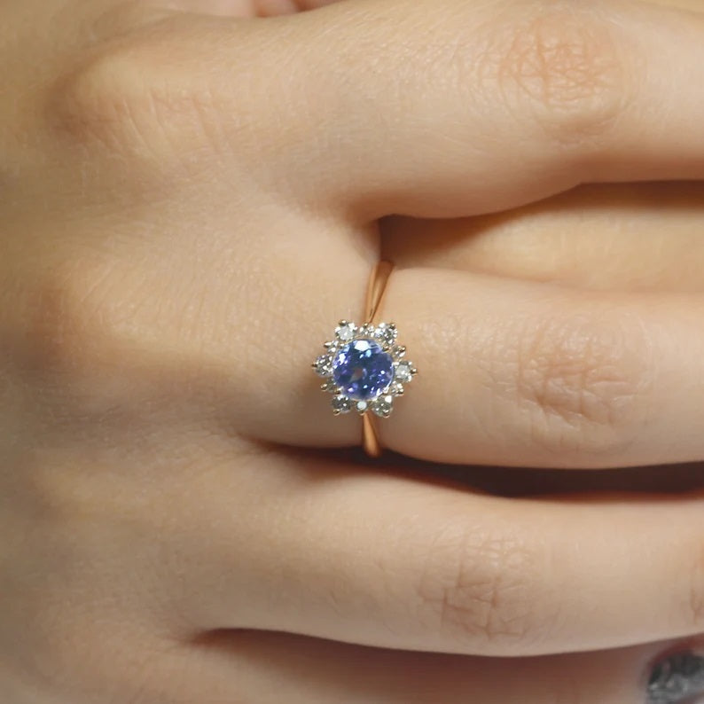 14K TANZANITE DIAMOND FLOWER RING