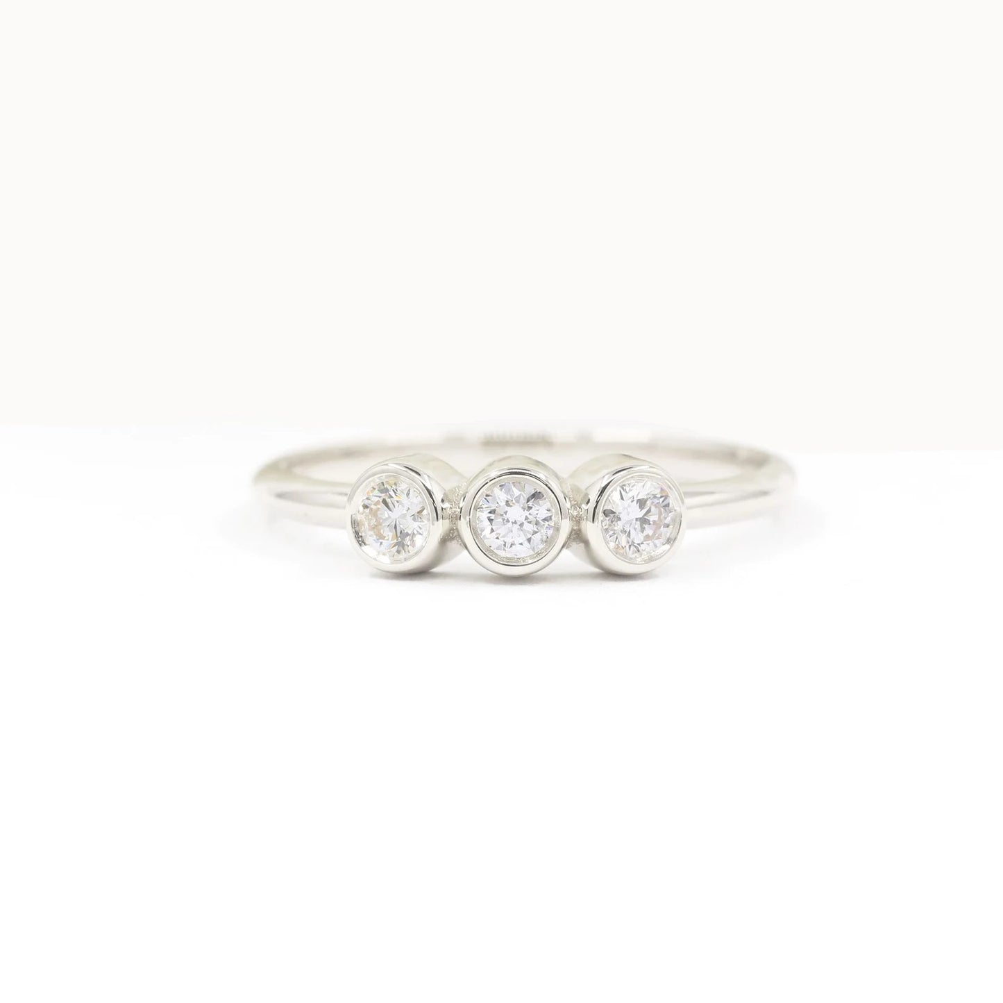 14K 0.25CT DIAMOND BEZEL RING
