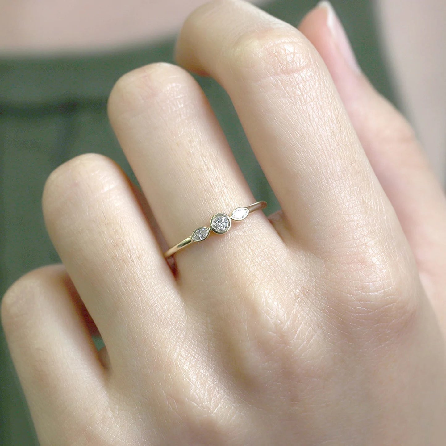 14K 0.15CT DIAMOND BEZEL RING