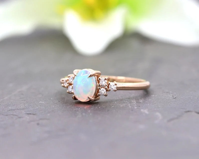 14K OVAL OPAL DIAMOND CLUSTER RING