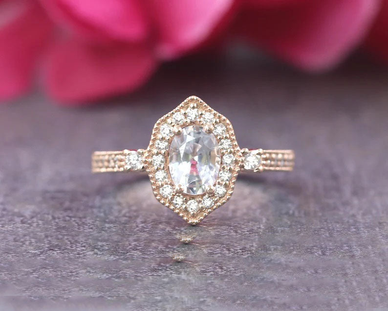 14K WHITE SAPPHIRE DIAMOND HALO VINTAGE STYLE RING