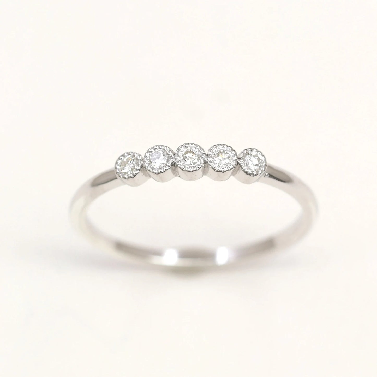 14K 5 DIAMOND BEZEL MILGRAIN BAND