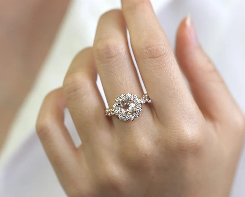 14K MORGANITE DIAMOND FLOWER RING