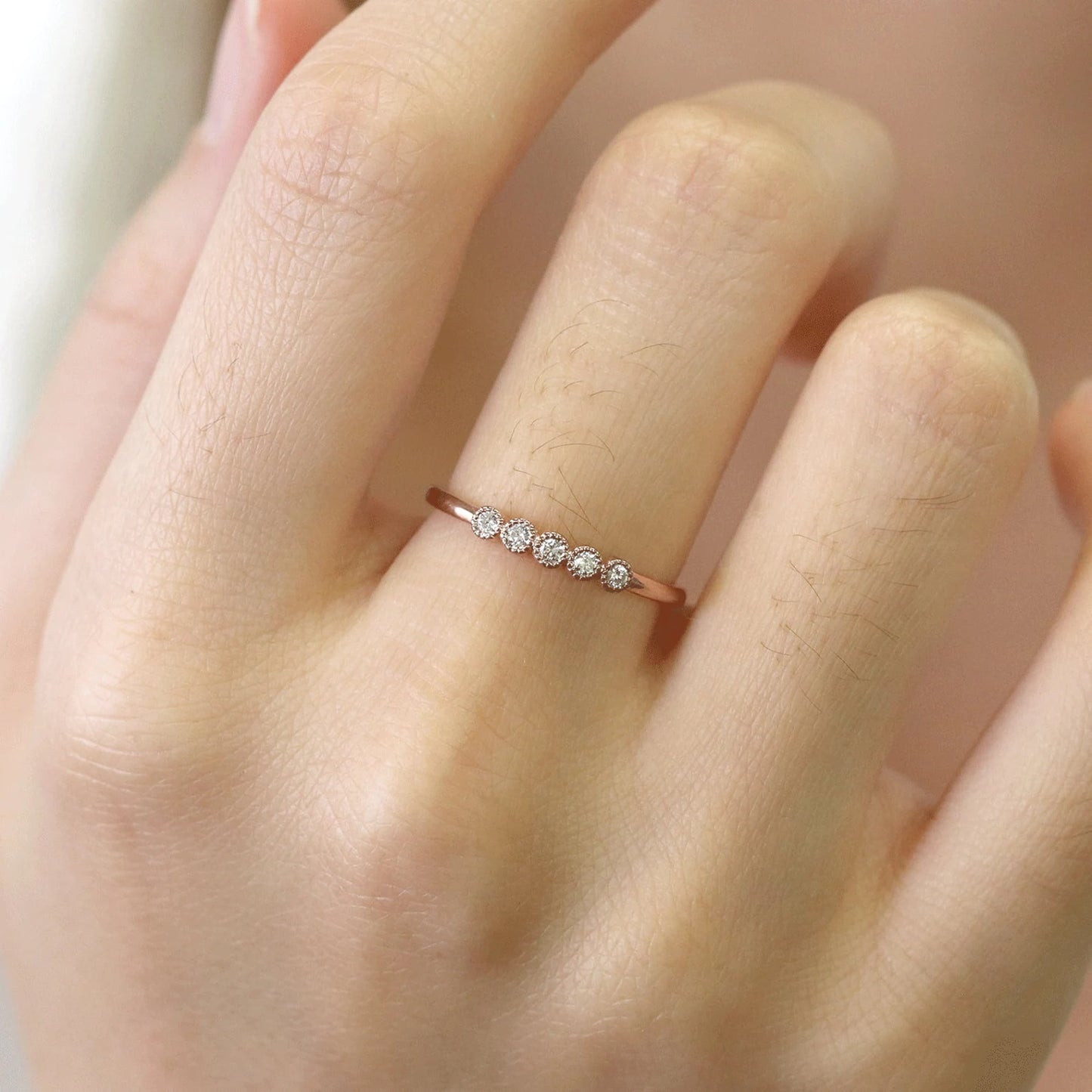 14K 5 DIAMOND BEZEL MILGRAIN BAND