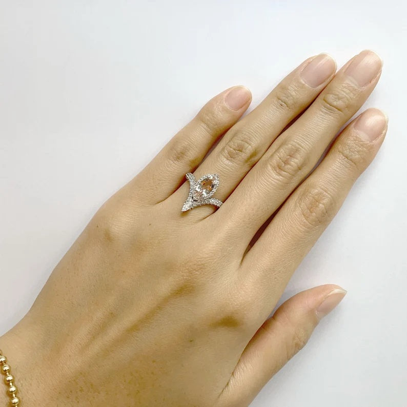 14K MARQUISE MORGANITE DIAMOND HALO CHEVRON RING