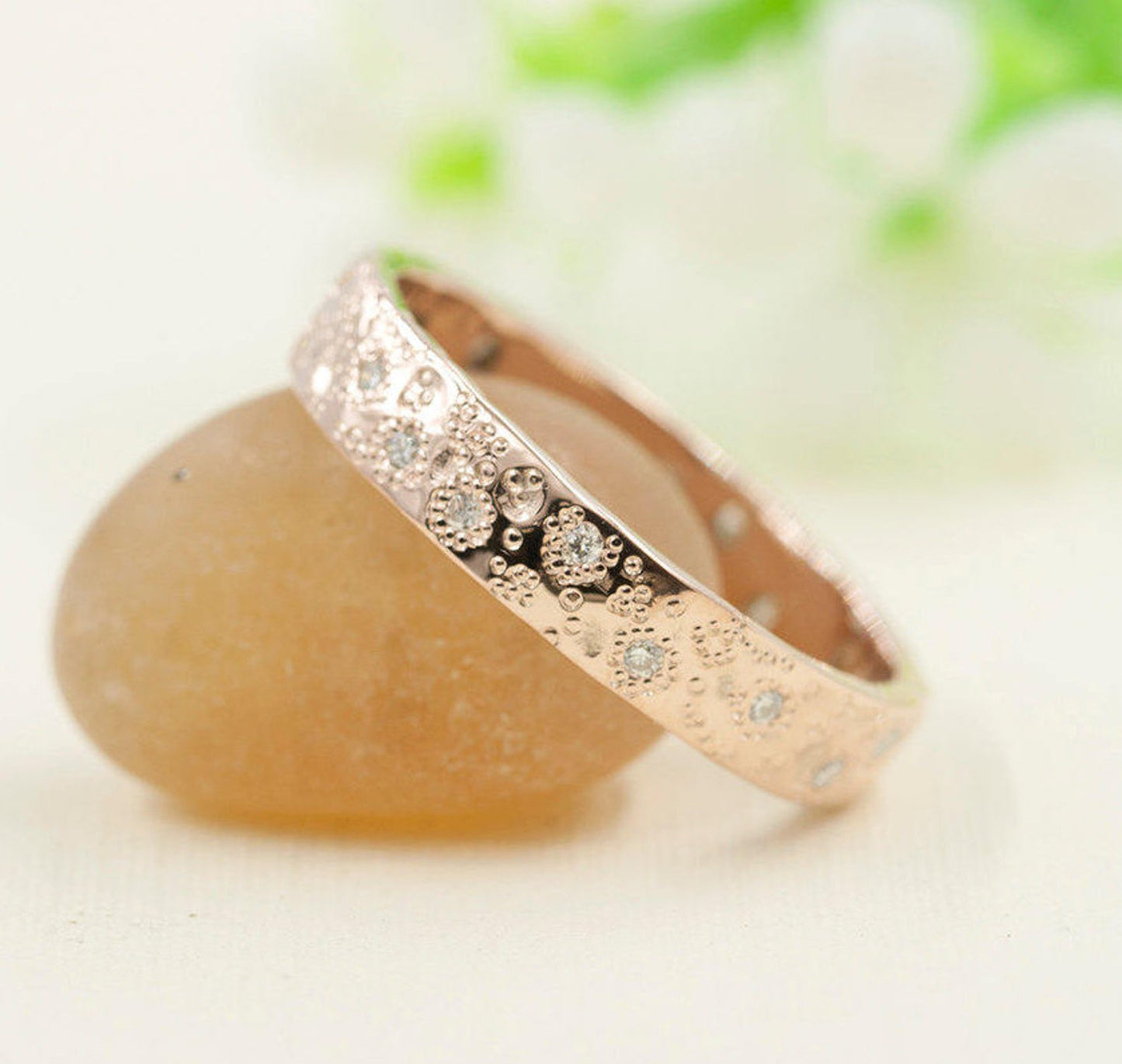 14K 0.27CT DIAMOND STARDUST BAND