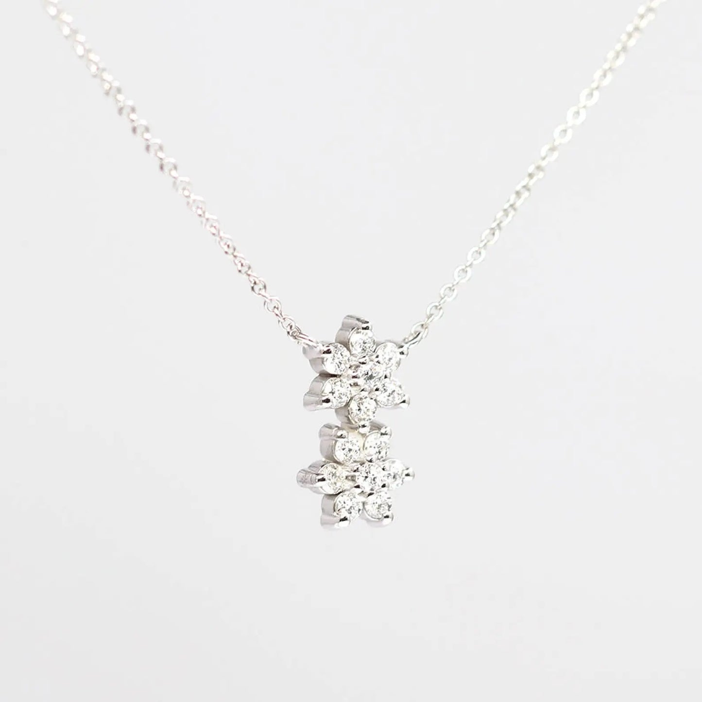 14K DIAMOND DOUBLE FLOWER NECKLACE