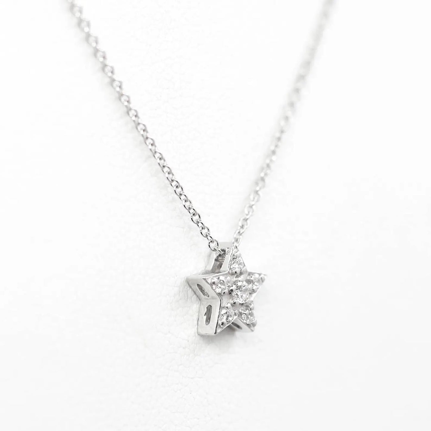 14K 0.11CT DIAMOND STAR NECKLACE